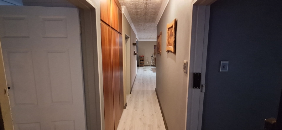 4 Bedroom Property for Sale in Riversdale Western Cape
